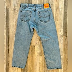 38-29 Levi’s 505 style- great condition!